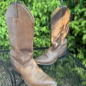 Vintage Justin Classic Brown Leather Cowboy Boots
